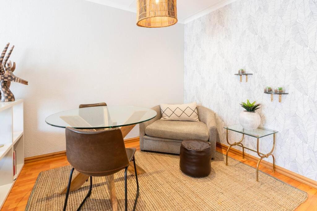 Modern Apartment In Culturally Vibrant Melville 22 โจฮันเนสเบิร์ก ภายนอก รูปภาพ