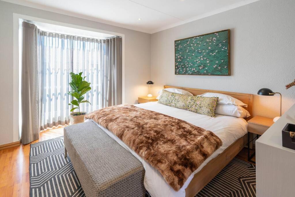Modern Apartment In Culturally Vibrant Melville 22 โจฮันเนสเบิร์ก ภายนอก รูปภาพ
