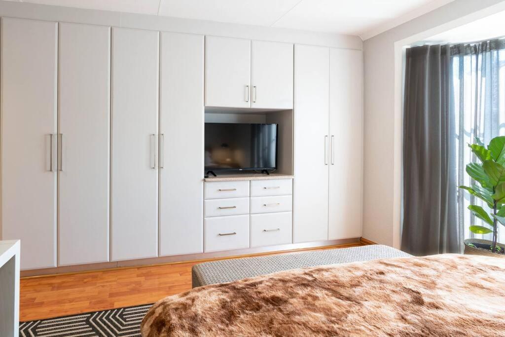 Modern Apartment In Culturally Vibrant Melville 22 โจฮันเนสเบิร์ก ภายนอก รูปภาพ